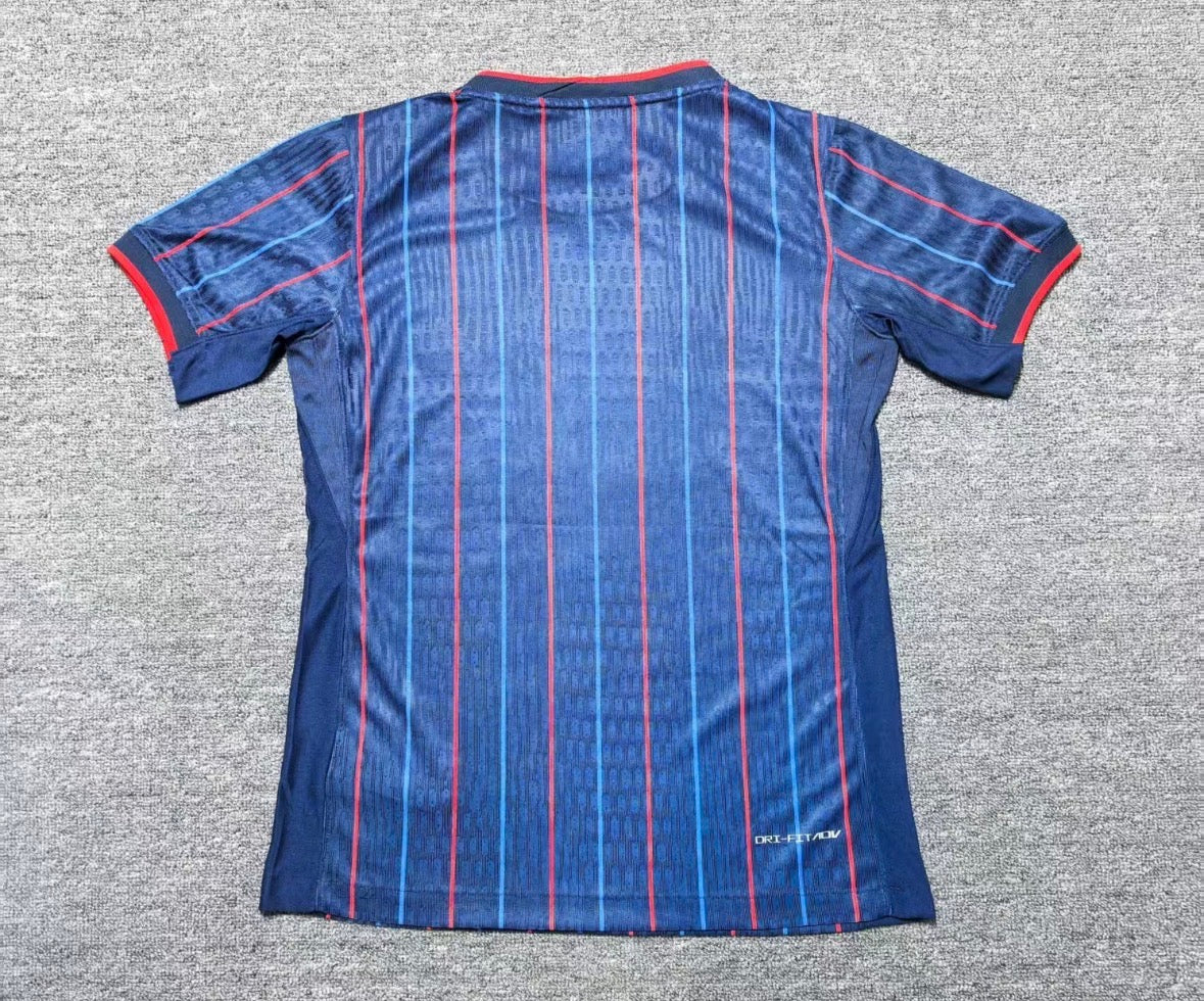 ¿Te atreves a descubrir qué jersey te toca?  🎁 MYSTERY JERSEY BOX – VERSIÓN AFICIONADO